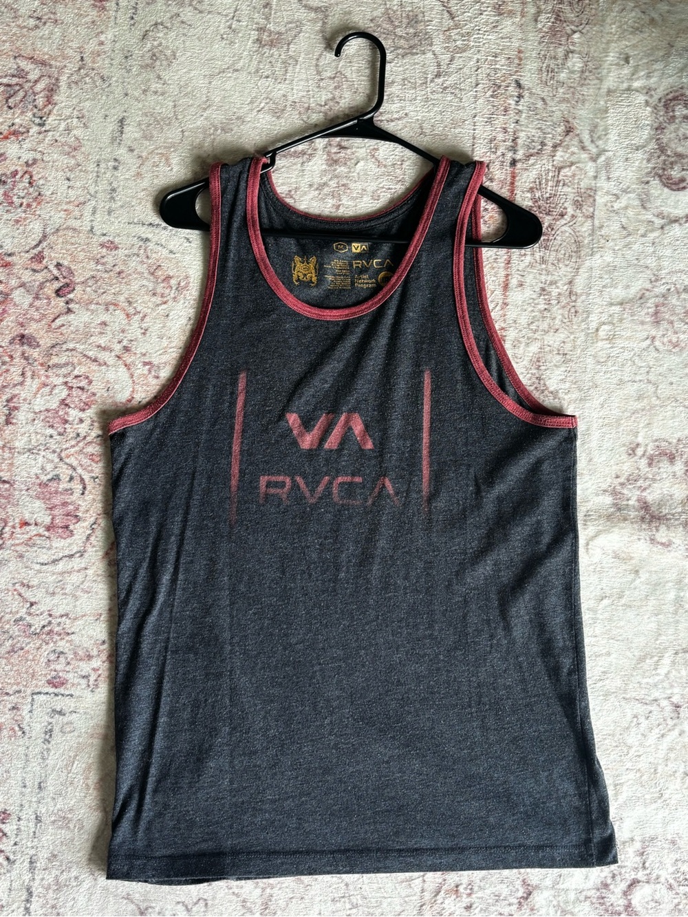 RVCA Men’s Medium Grey and Red Tank